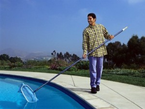 attrezzatura per pulizia piscina