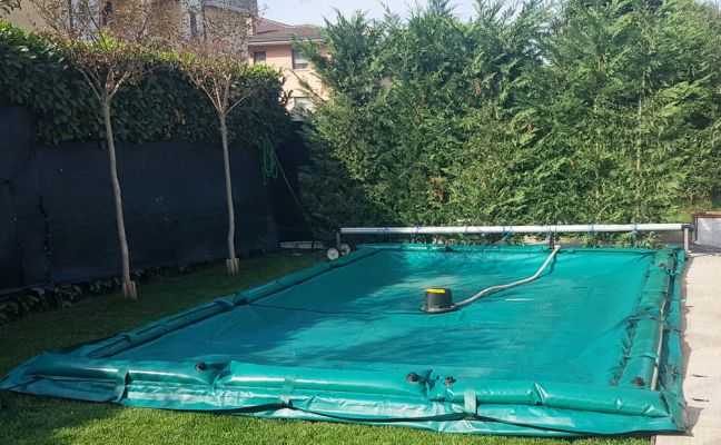 Progetti realizzati 2 - Copertura Invernale per piscina Polartex® CLASSIC 400 gr/m² in PVC con bretelle porta salsicciotti