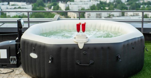 piscina idromassaggio gonfiabile