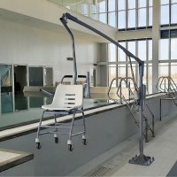 Sollevatore per piscina fuori terra fisso F145 con seduta rigida