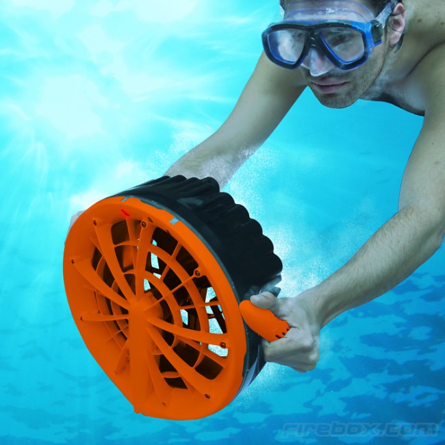Bladefish 3000 acquascooter per immersioni e snorkeling