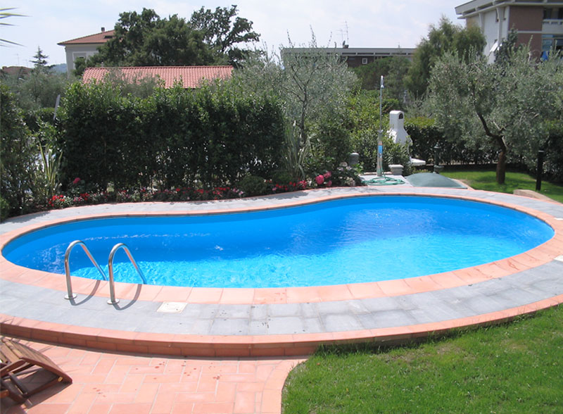 Piscina interrata in casseri di polistirolo