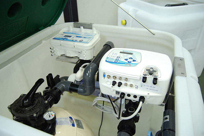 Locale tecnico EASY 2 SIDE con filtro AQUARIUS, AQUASALT e T-CONTROL