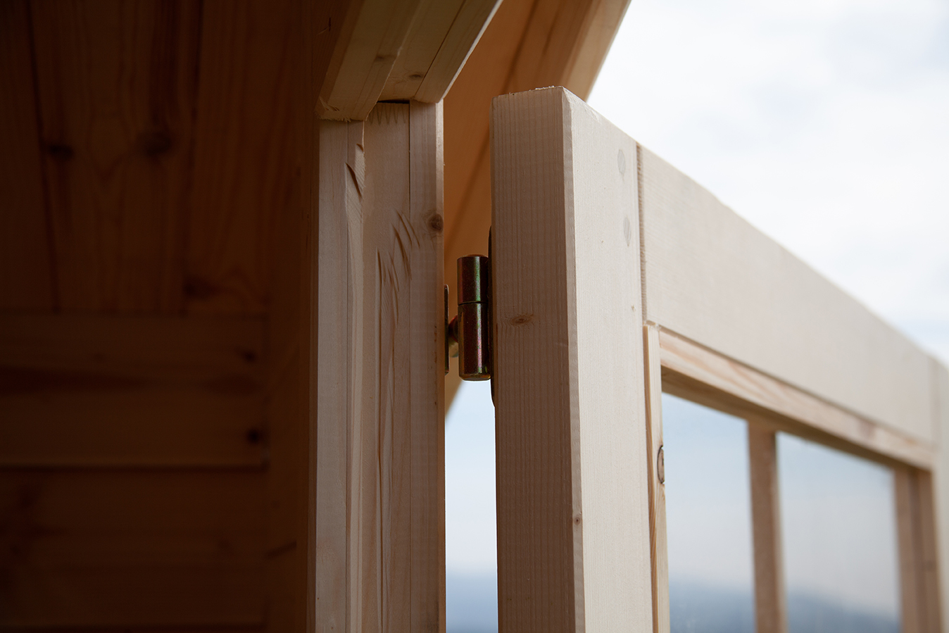 Porta casetta in legno