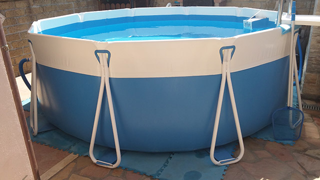 Esempio Installazione Piscina Fuori Terra ITALIKA® Soft Esempio Installazione Piscina Fuori Terra ITALIKA® Soft