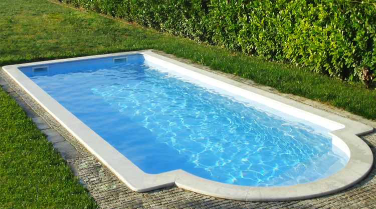 Piscina interrata in vetroresina vega 880 8,80 x 3,60 fondo piano ... Piscina interrata vetroresina
