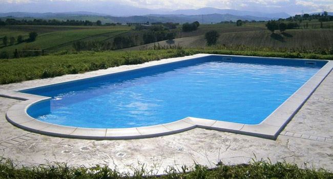 Piscina interrata in casseri di polistirolo ITALIKA® Blok 13,50 x 6,00 h  1,50 m con scala romana