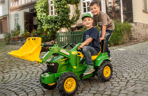 TRATTORE PER BAMBINI A PEDALI JOHN DEERE A DOPPIA MARCIA E FRENO