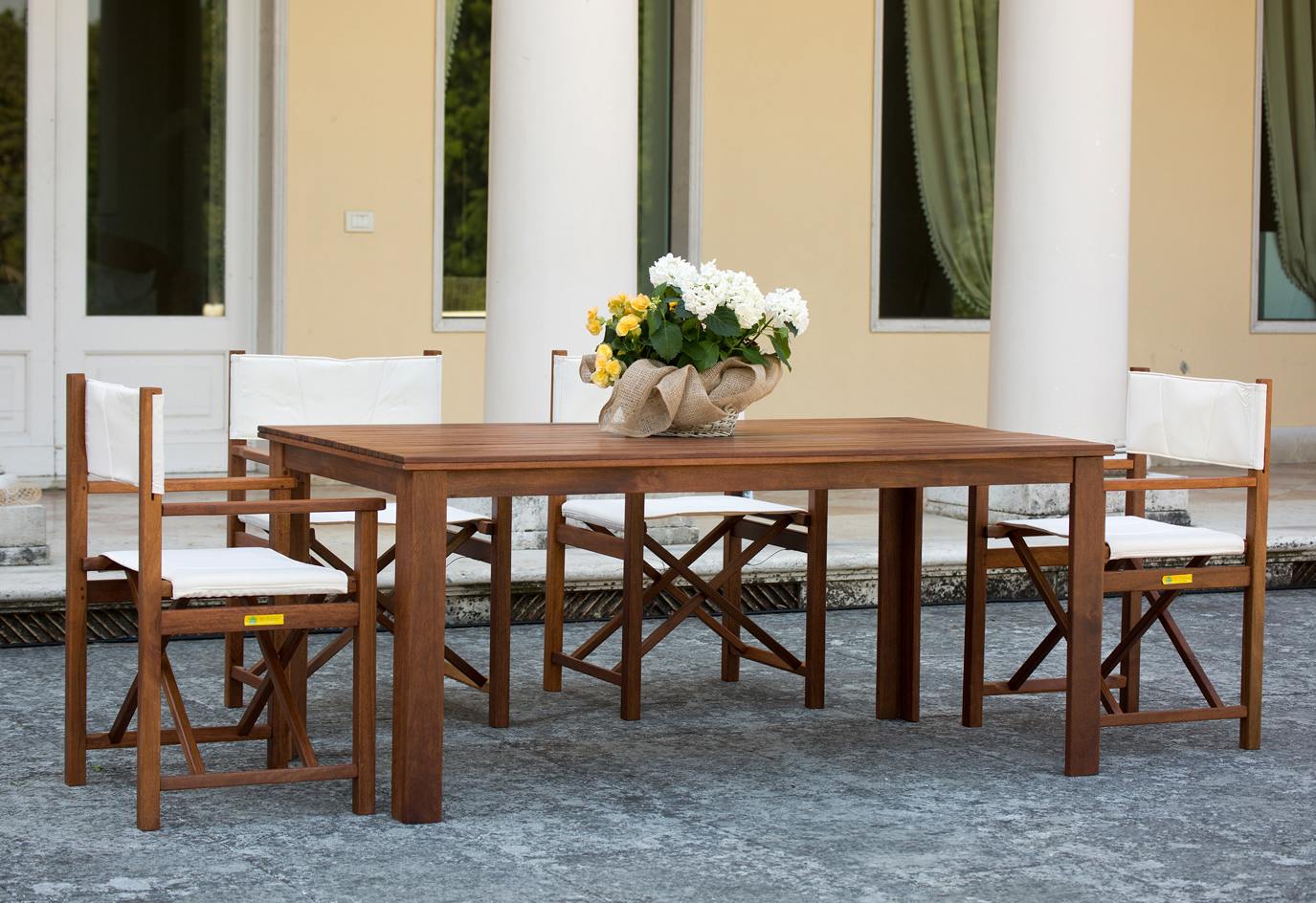 Poltrona pieghevole in legno keruing LILIUM