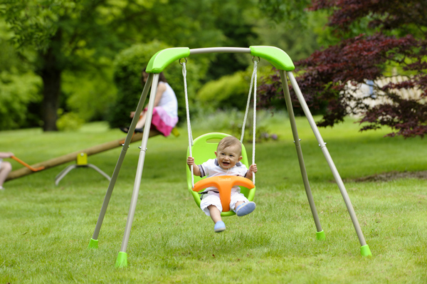 Altalena per bambini in metallo 4 posti dai 3-10 anni gioco bimbi modello  barn