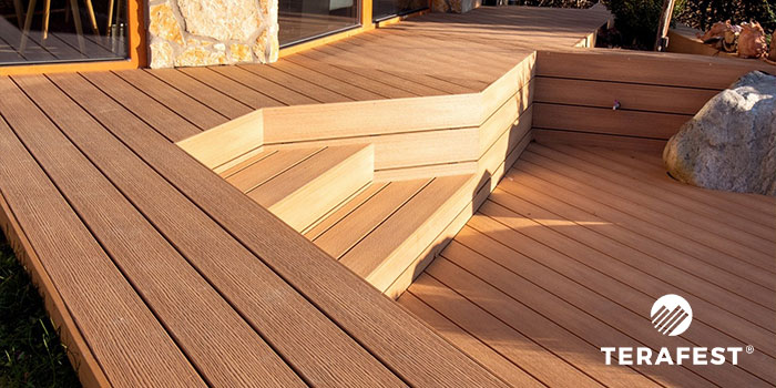 Decking in legno composito WPC FOREST PREMIUM per pavimentazione esterna - colore CEDRO