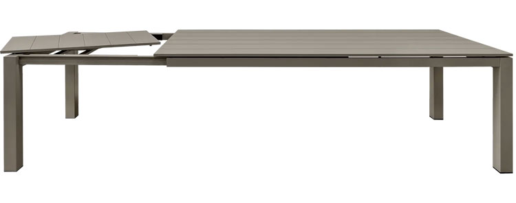 Tavolo in allumino PEGASO by Regarden Tavolo in allumino PEGASO by Regarden