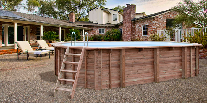 Piscina in legno ottagonale allungata NaturalWood 700 - 6,98 x 4,67 x h.1,38 m