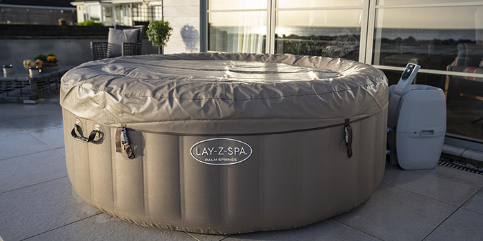 Piscina SPA Idromassaggio Gonfiabile Lay-Z-Spa PALM SPRINGS Bestway - 4/6 persone