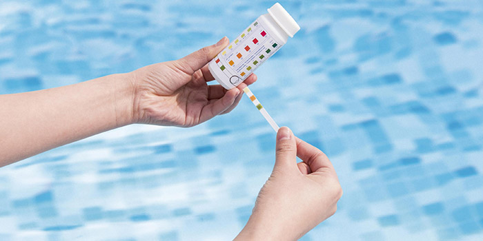 Test multifunzione per analisi Cloro, pH e AlcalinitÃ  acqua piscina, in strisce