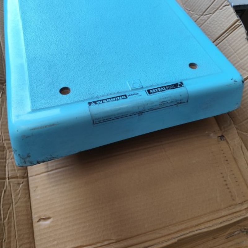 trampolino per piscina delfino azzurro