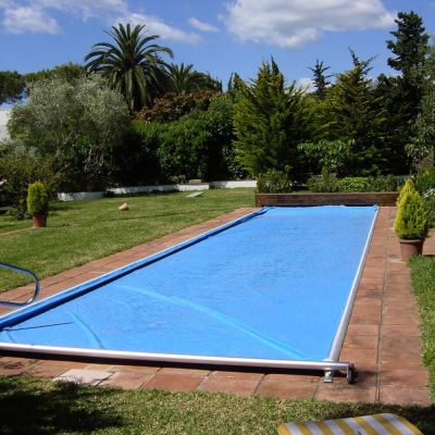 Progetti realizzati 12 - Copertura di Sicurezza per piscina Polartex® 4 SEASONS TOPTRACK automatica