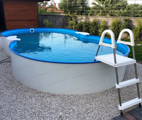 Progetti realizzati 5 - Piscina interrata ISABELLA 525 - 5,25 x 3,20 h 1,20 m